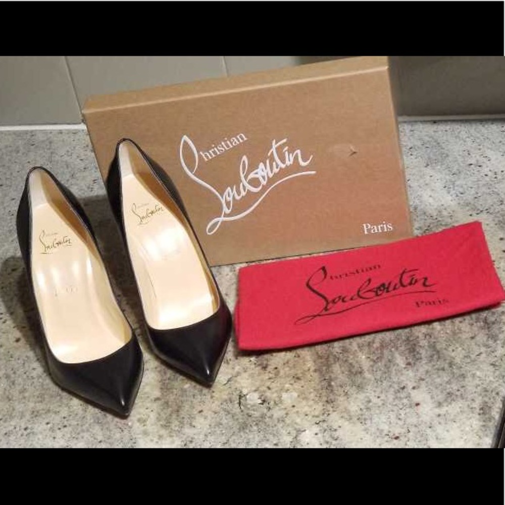 Christian Louboutin Pigalle Follies Size 38 (8)